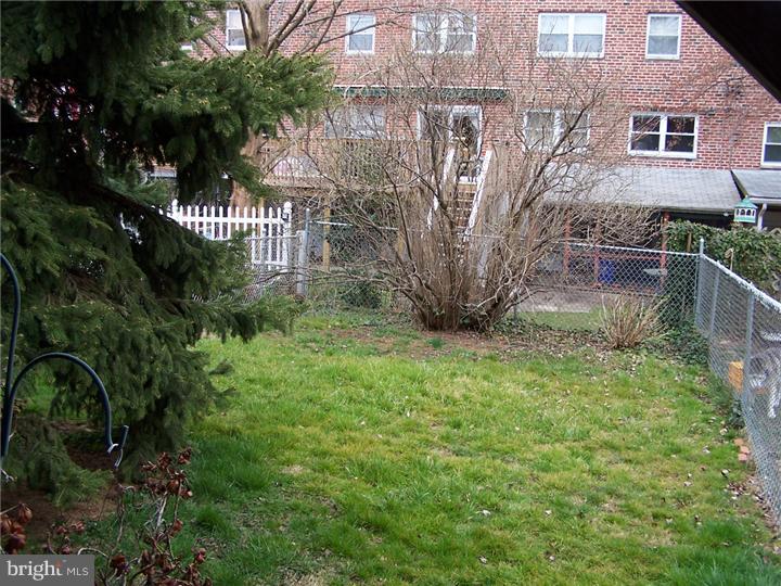 12848 Medford Road Philadelphia, PA 19154 - Photo 14 of 14 Exterior
