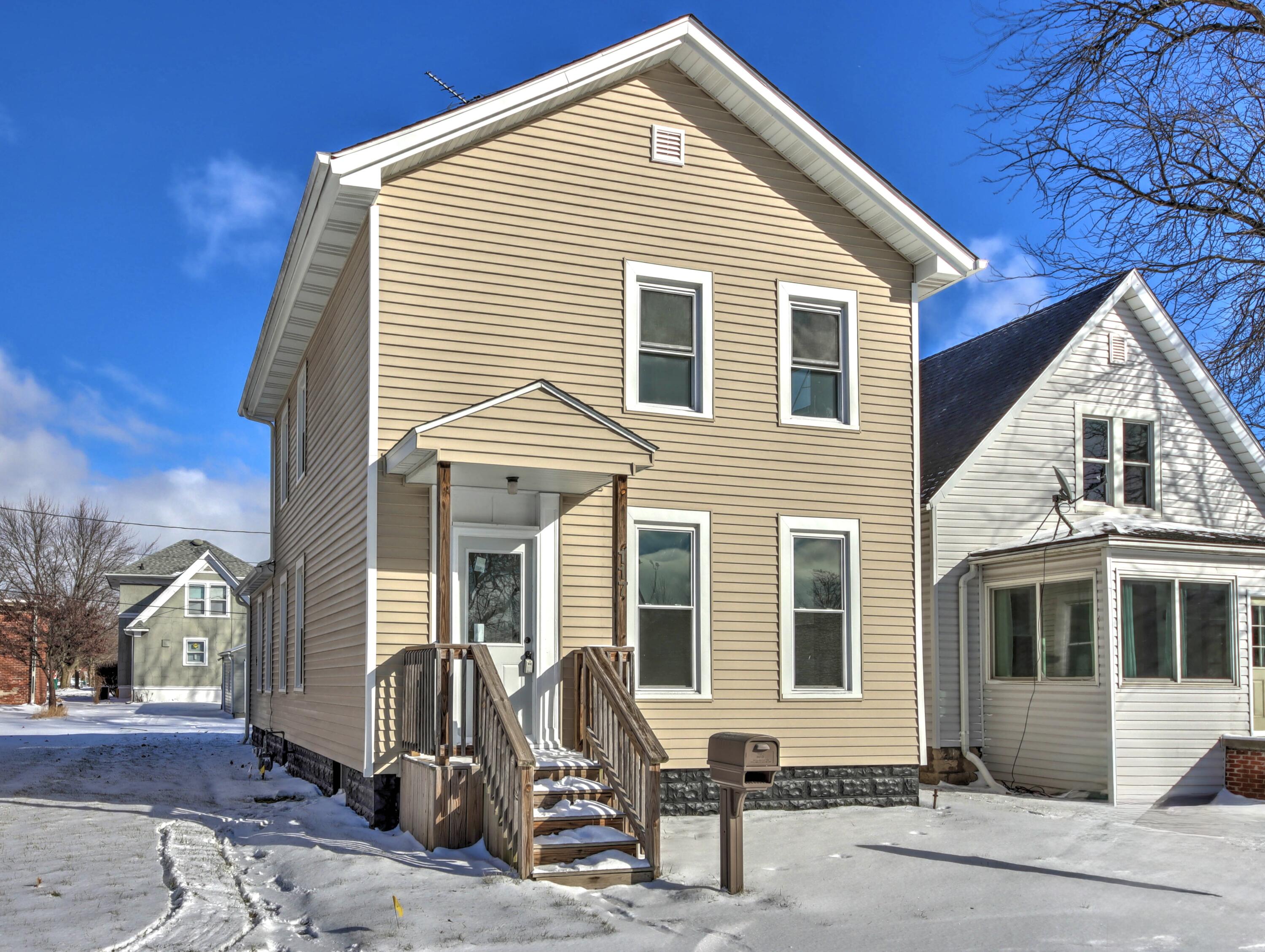 117 Patton Street La Porte, IN 46350 - Photo 1 of 34 3000x2260