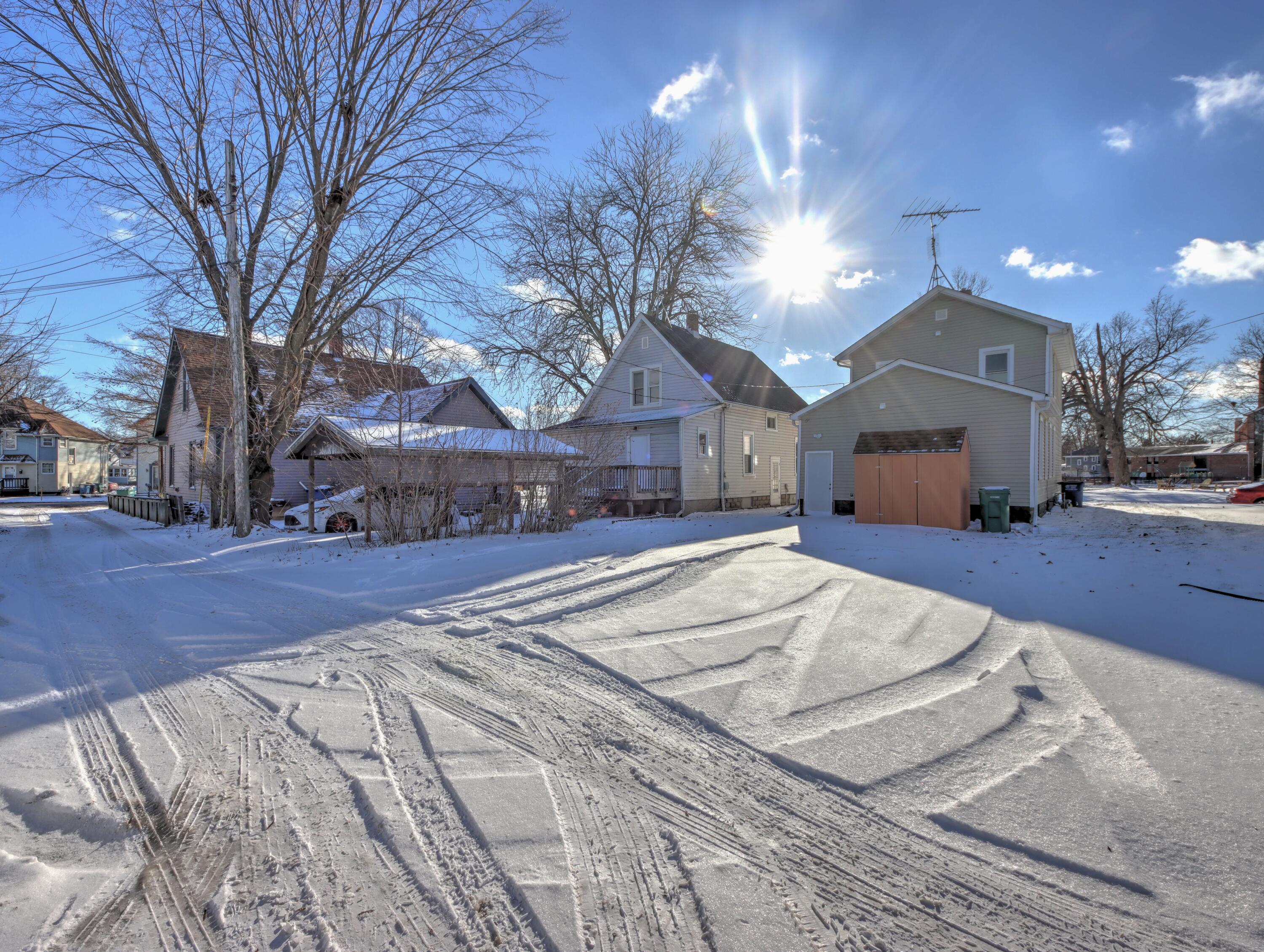 117 Patton Street La Porte, IN 46350 - Photo 31 of 34 3000x2259