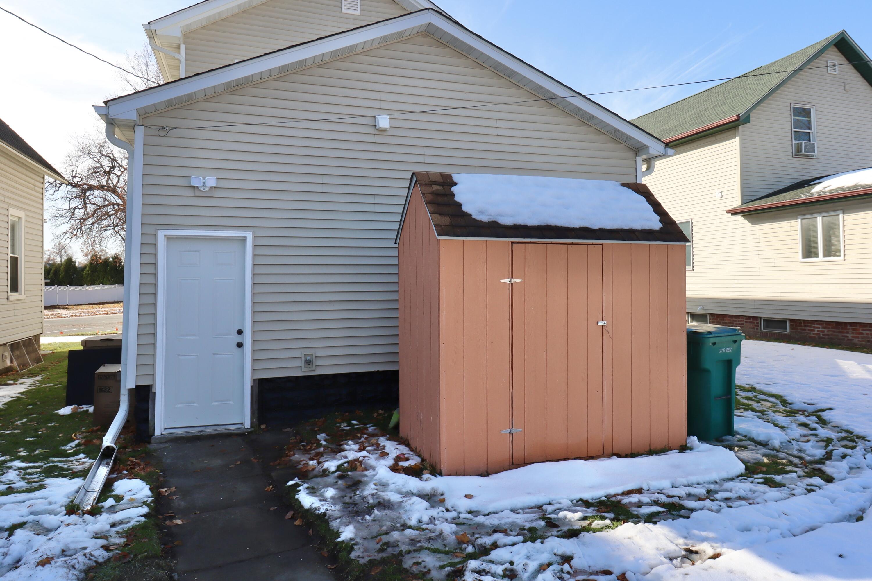 117 Patton Street La Porte, IN 46350 - Photo 43 of 45 a backyard of a house