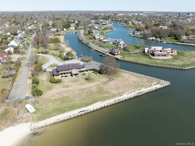 $5,000,000 | 101 West Lane, Bay Shore, NY 11706