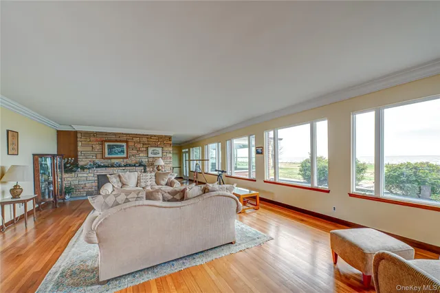 $5,000,000 | 101 West Lane, Bay Shore, NY 11706