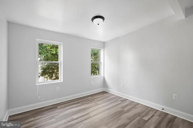 a view of a white building