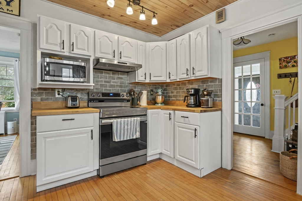 100 King Philip Road Worcester, MA 01606 - Photo 15 of 34