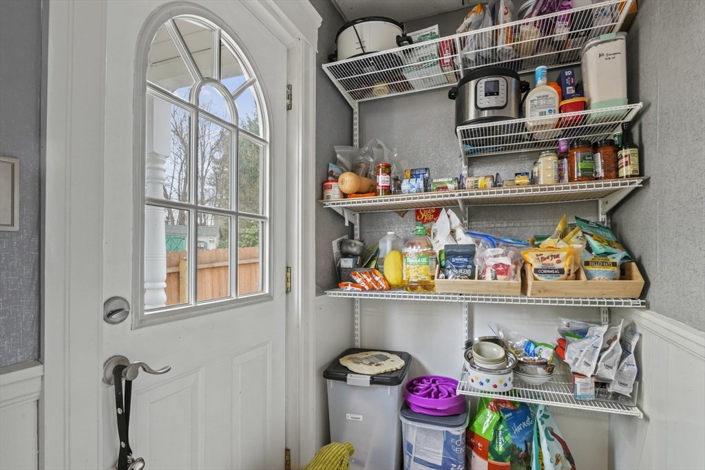 100 King Philip Road Worcester, MA 01606 - Photo 19 of 34
