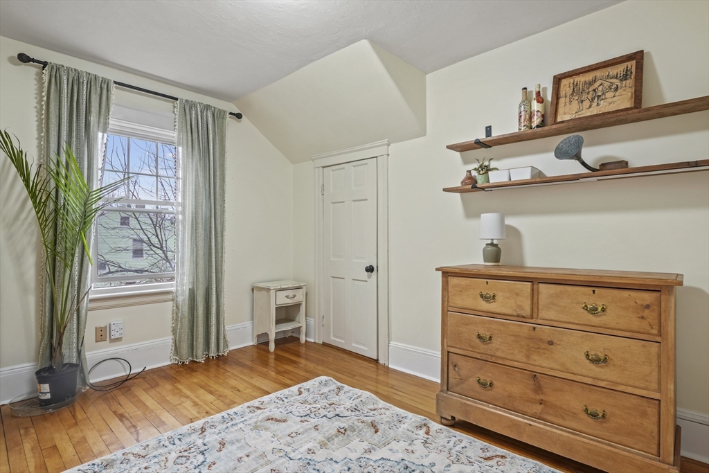 100 King Philip Road Worcester, MA 01606 - Photo 26 of 34