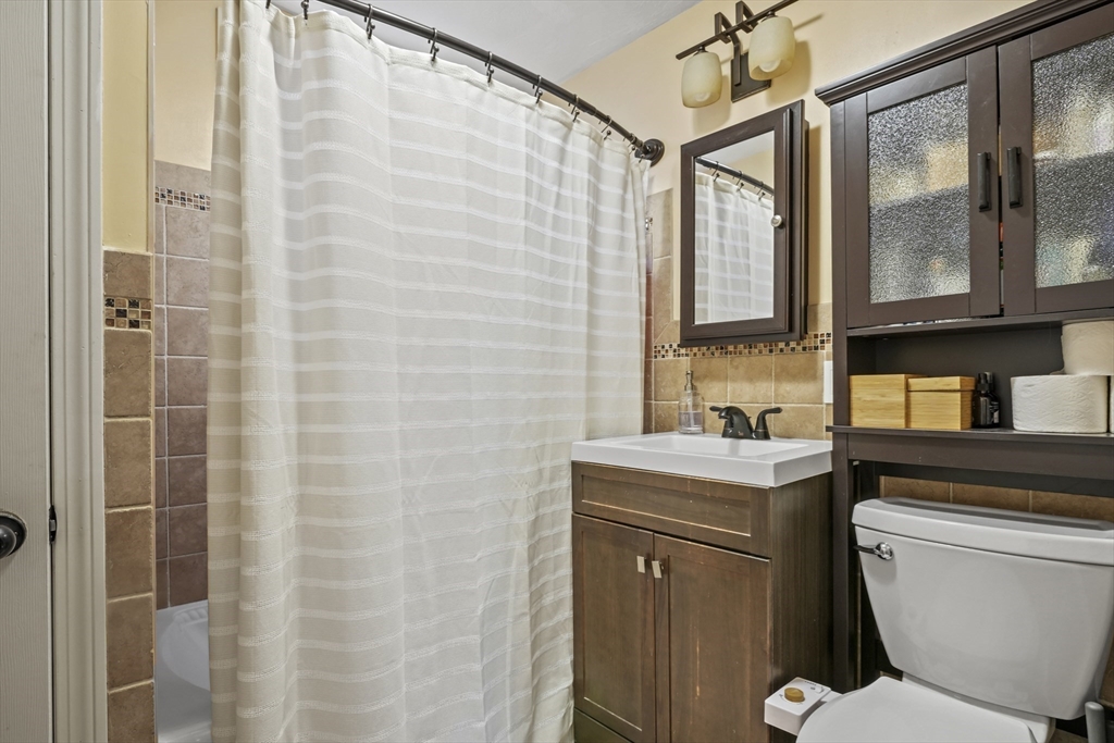 100 King Philip Road Worcester, MA 01606 - Photo 29 of 34