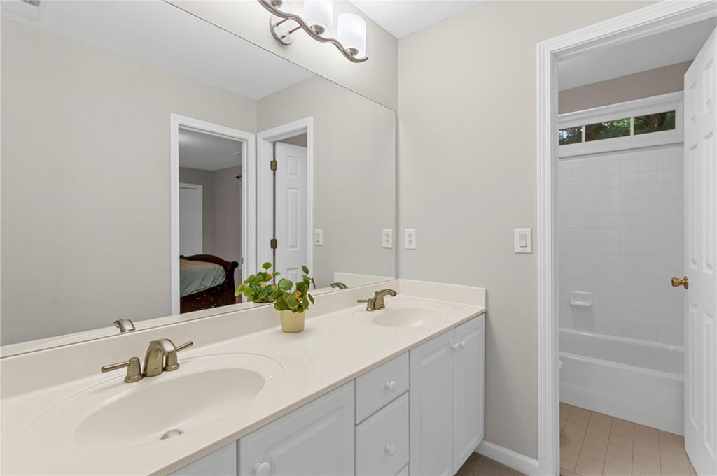 6455 Rutherford Place Suwanee, GA 30024 - Photo 37 of 65