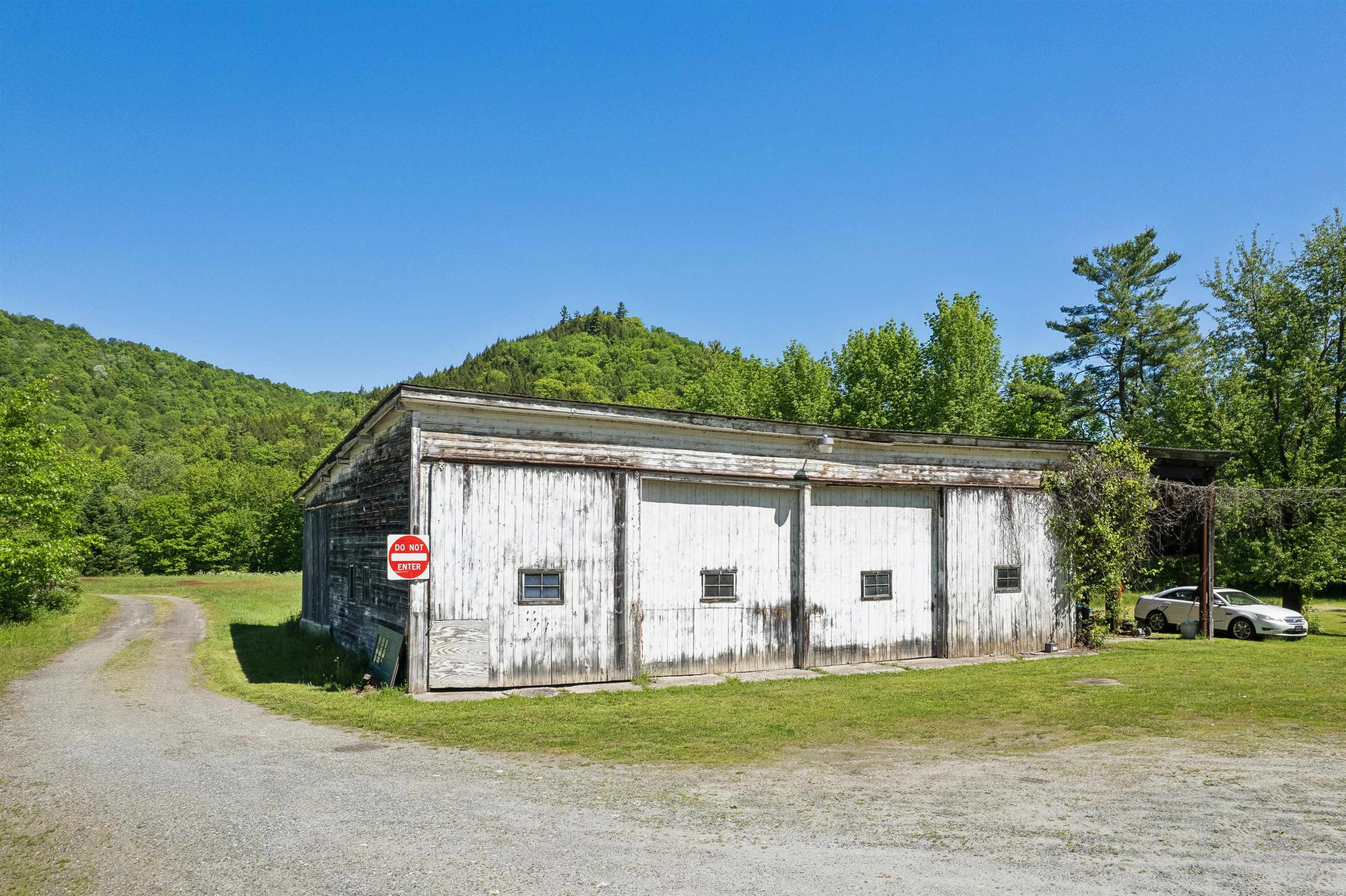 3051 Highway 107 Stockbridge, VT 05772 - Photo 3 of 30