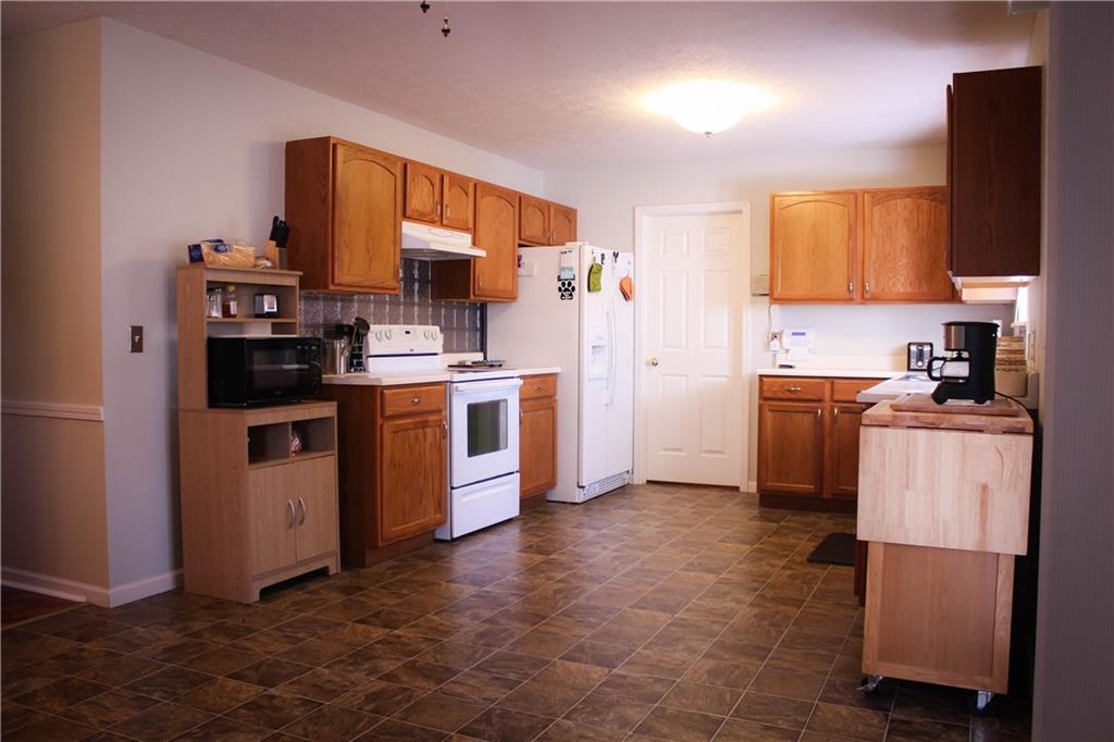 3592 Newberry Road Plainfield, IN 46168 - Photo 8 of 22
