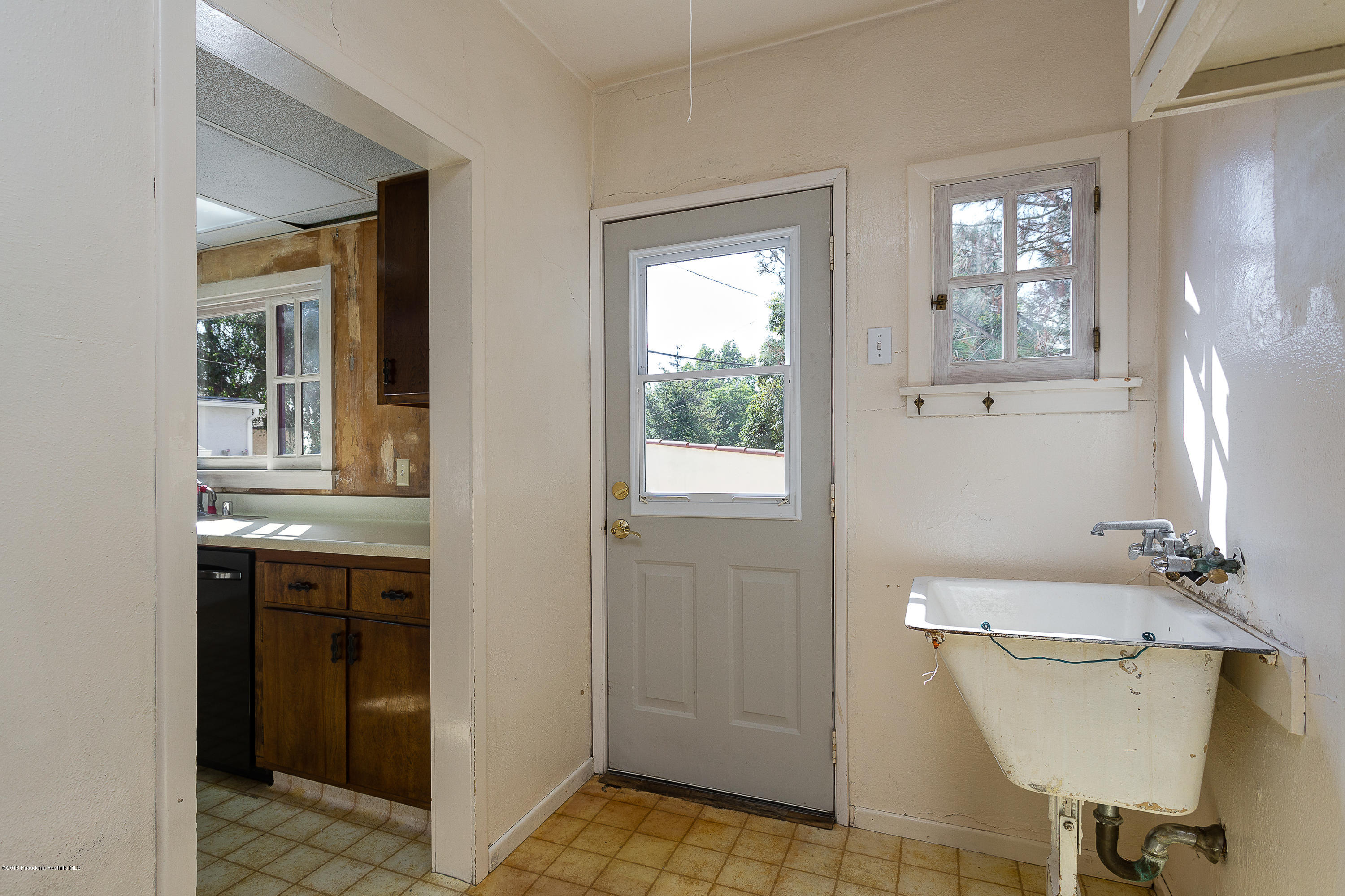 1854 La Paz Road Altadena, CA 91001 - Photo 16 of 25 egpimaging_1854LaPazFINAL_017_MLS