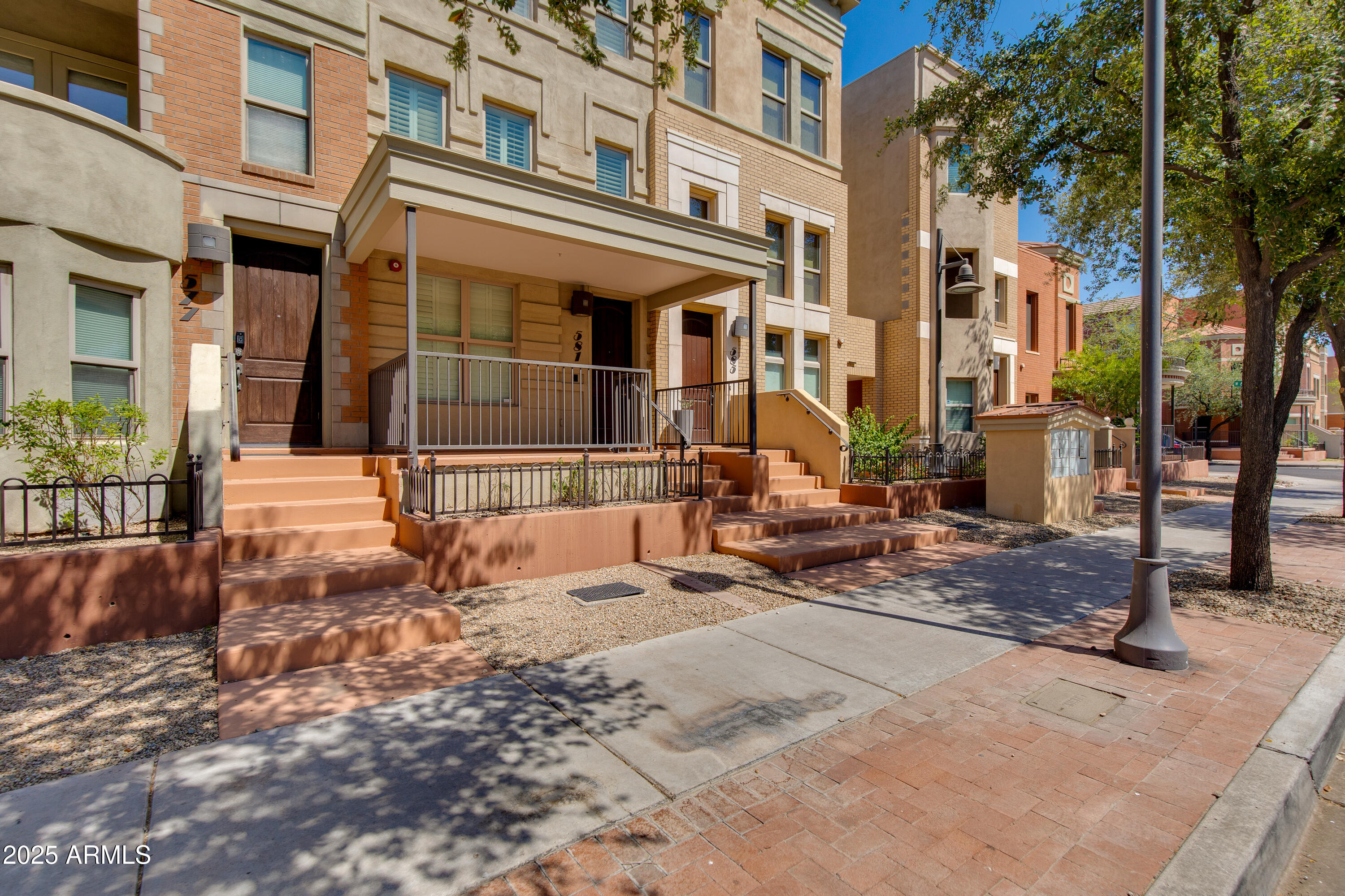 581 South Roosevelt Street Tempe, AZ 85281 - Photo 2 of 14 a view of a building with street
