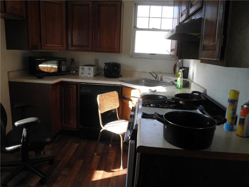 122 Ruth Street Pittsburgh, PA 15211 - Photo 13 of 23 2nd floor kitchen.