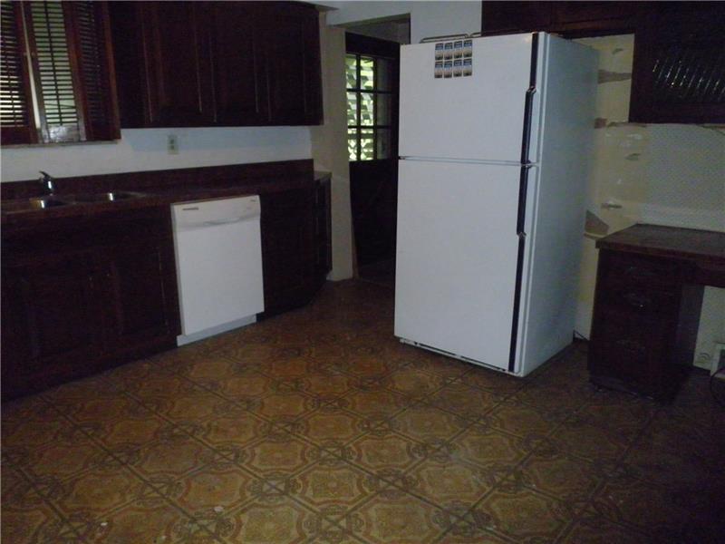 122 Ruth Street Pittsburgh, PA 15211 - Photo 8 of 23 First floor kitchen, plenty of cabinet space