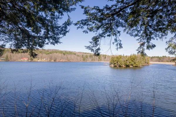 $299,999 | 90 Whites Point, Hubbardton, VT 05733