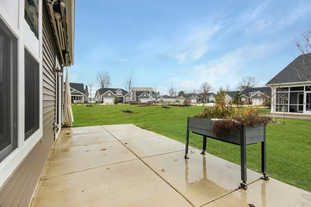 $485,000 | 2901 Hillard Street, Valparaiso, IN 46383