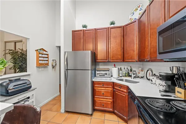 $659,000 | 310 101st Street, Unit 43E | Bay Ridge