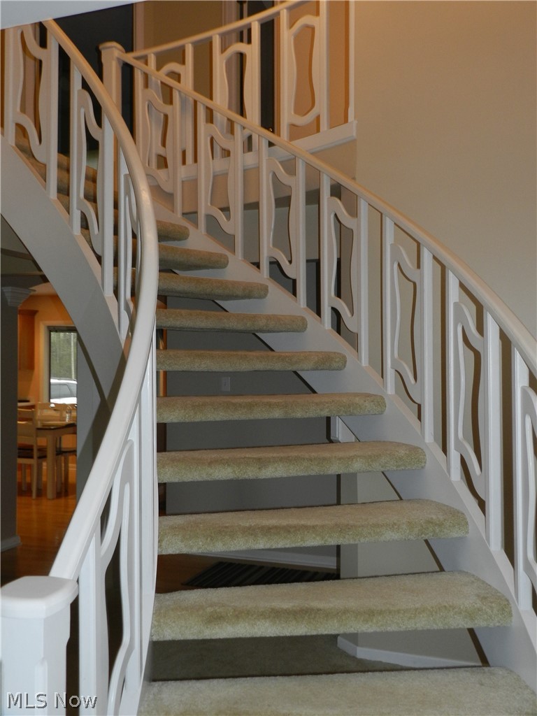 5670 East Ash Road Independence, OH 44131 - Photo 7 of 31 Gallery Image 7