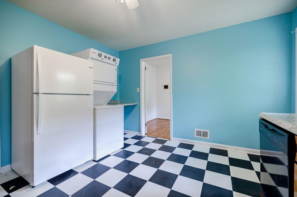 119 Driftwood Place, Unit A Decatur, GA 30030 - Photo 23 of 33