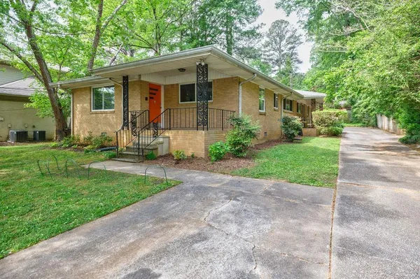 $1,850 | 119 Driftwood Place, Unit A, Decatur, GA 30030