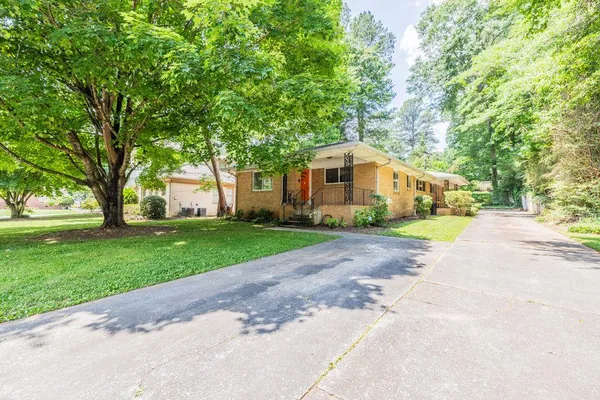 $1,850 | 119 Driftwood Place, Unit A, Decatur, GA 30030