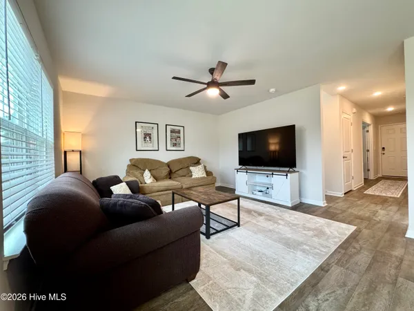 $2,250 | 4017 Calabash Court, New Bern, NC 28560