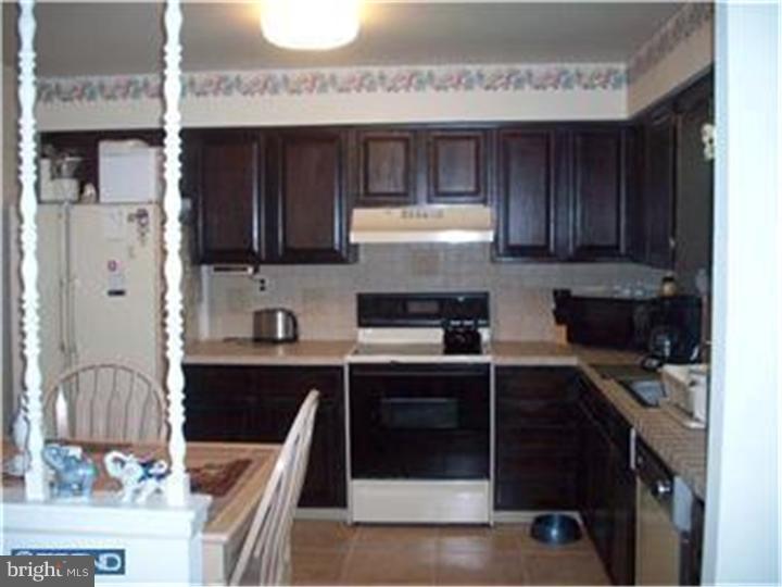 3441 Bristol Road Bensalem, PA 19020 - Photo 4 of 14 Kitchen