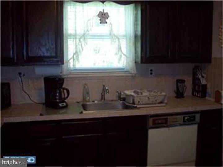 3441 Bristol Road Bensalem, PA 19020 - Photo 5 of 14 Kitchen