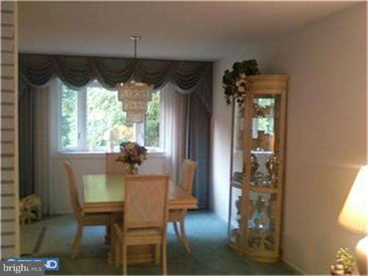 3441 Bristol Road Bensalem, PA 19020 - Photo 8 of 14 Dining Room