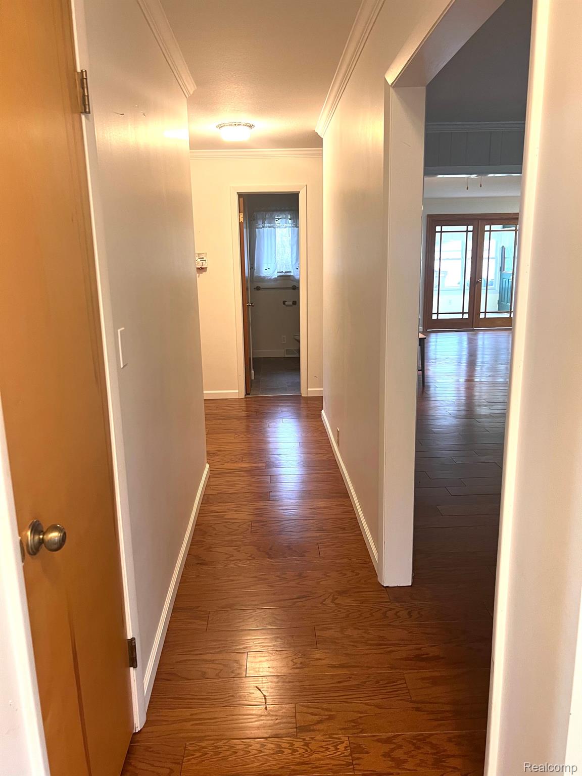 3741 Bordeau Road Standish, MI 48658 - Photo 6 of 35 Entry hallway from front door