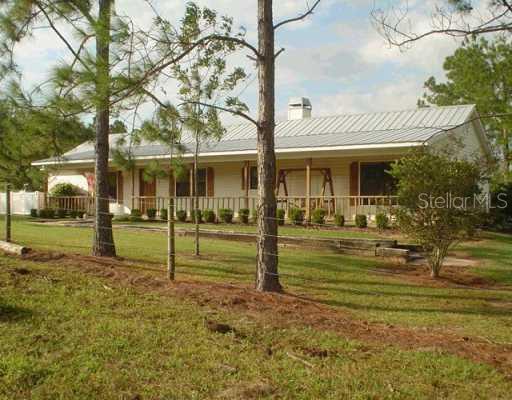 17318 Sweetwater Road Dade City, FL 33523 - Photo 1 of 1 Exterior Front