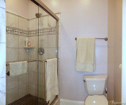 9623 Marshall Road South Lyon, MI 48178 - Photo 16 of 22 Master_Bath_Still_1.jpg