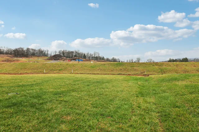 $420,760 | 1520 Bear Branch Trace, Columbia, TN 38401