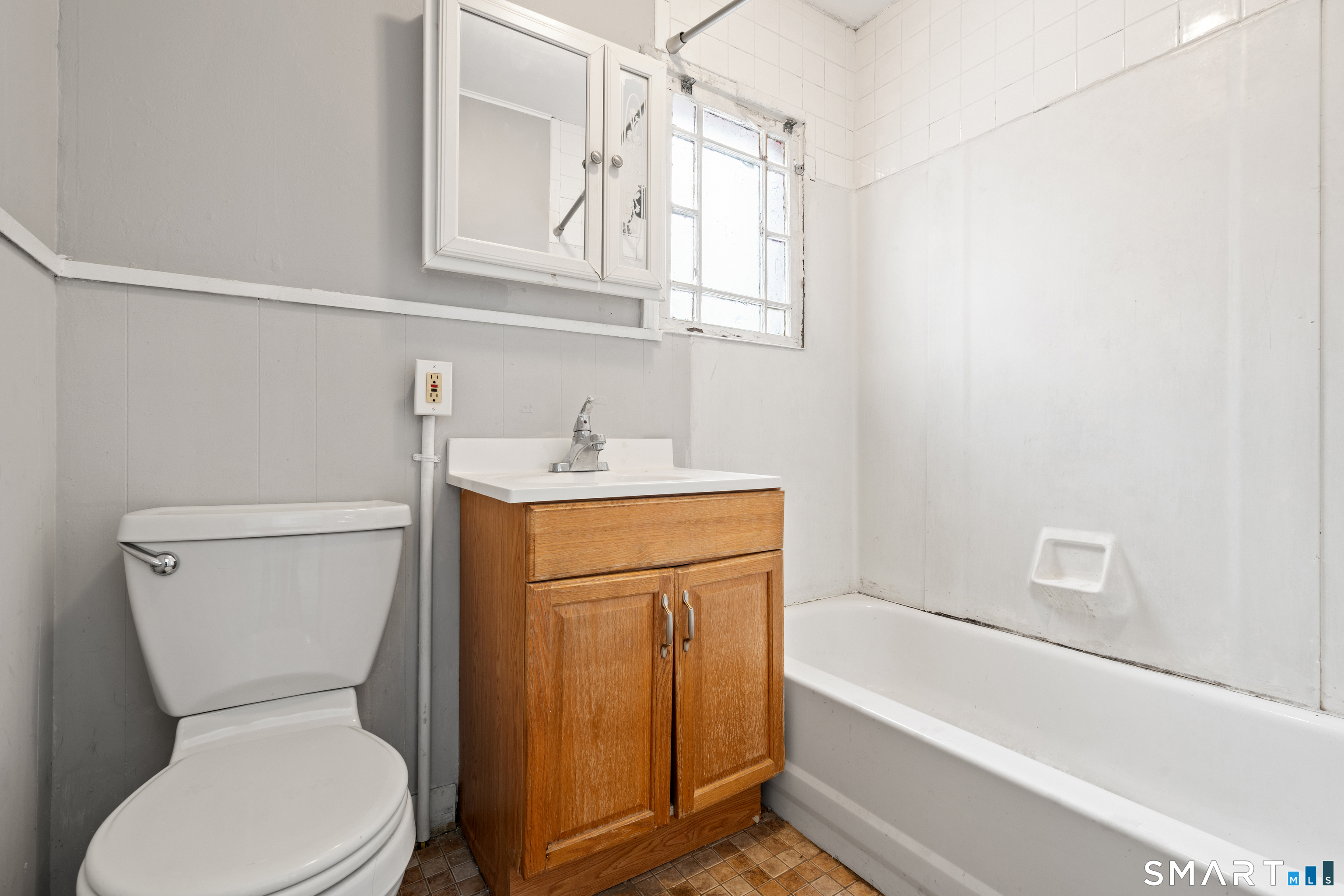 111 Grove Street Stamford, CT 06901 - Photo 7 of 33