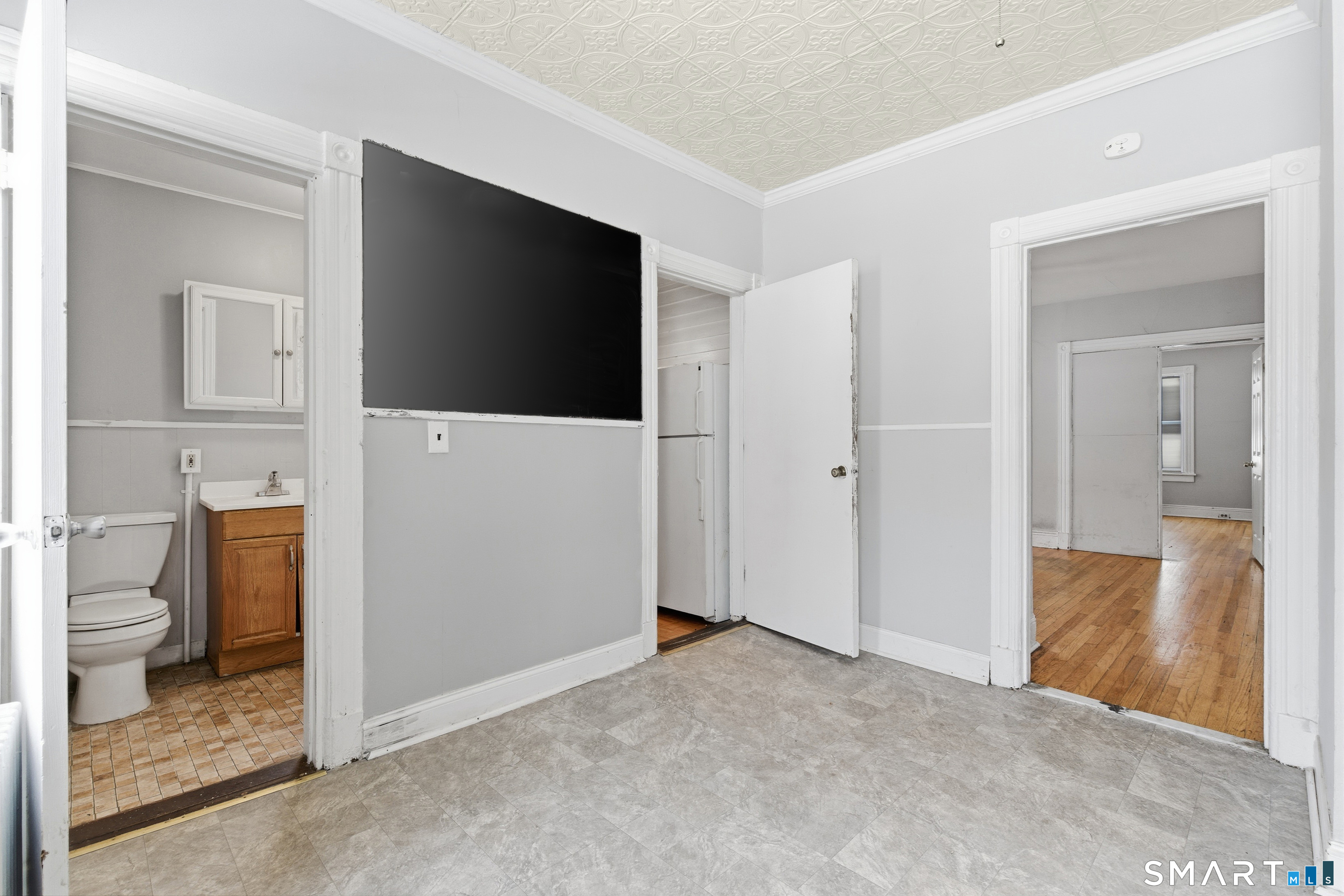 111 Grove Street Stamford, CT 06901 - Photo 8 of 33