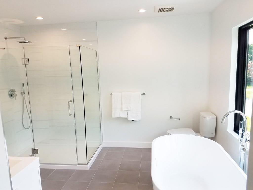 8 Lyon Road Brookline, MA 02467 - Photo 17 of 26 Gallery Image 17