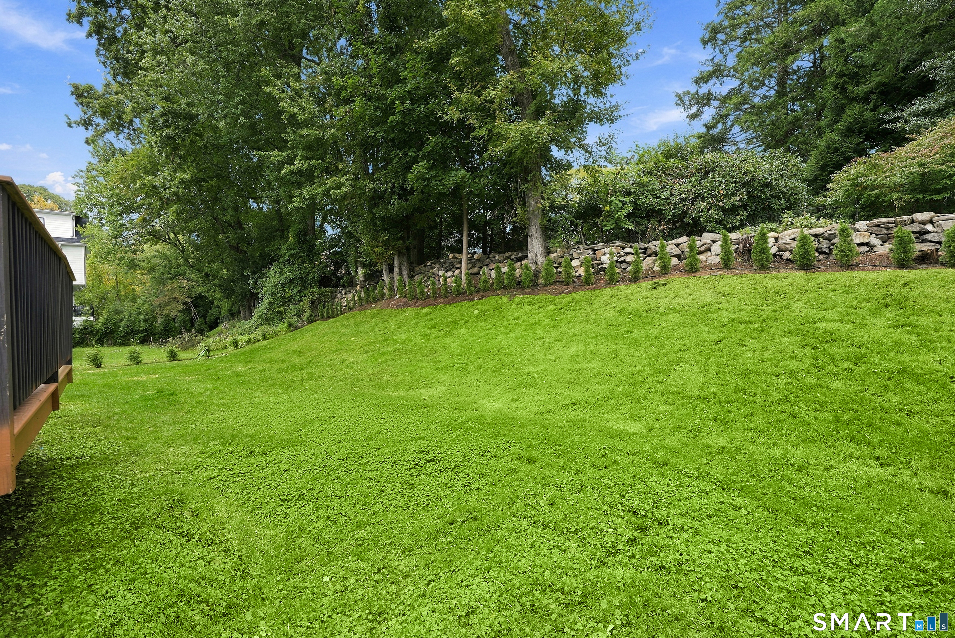 38 Amherst Road Greenwich, CT 06870 - Photo 7 of 39 Gallery Image 7