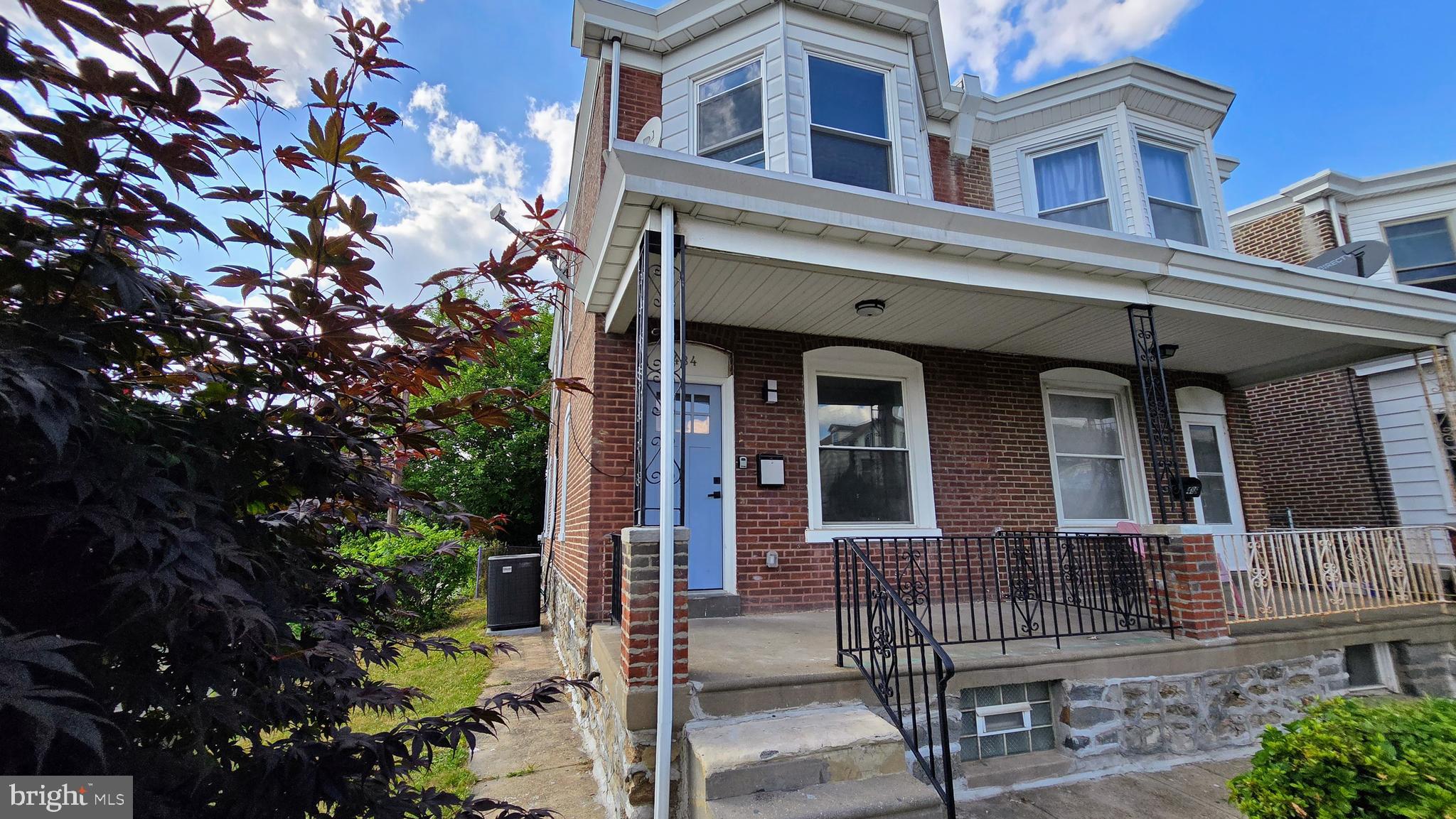 484 Shurs Lane Philadelphia, PA 19128 - Photo 2 of 20