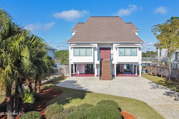 $749,000 | 104 Poplar Point, Pass Christian, MS 39571