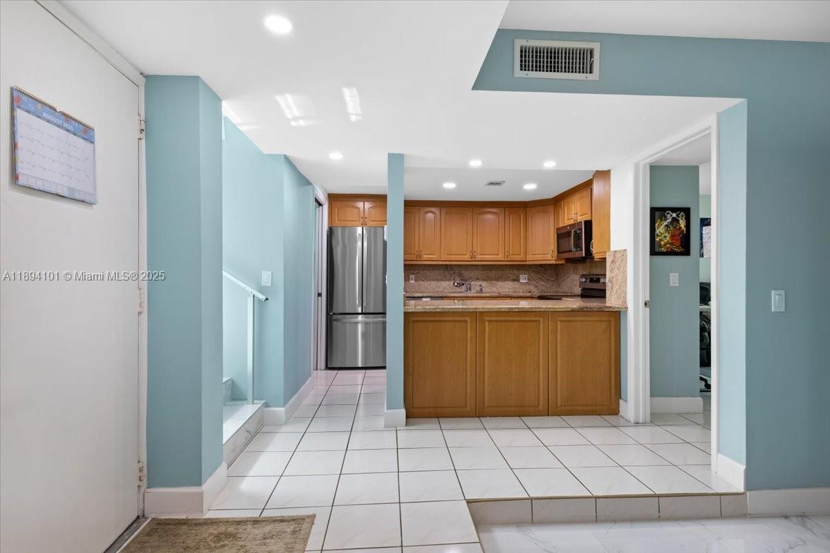 9450 Live Oak Place, Unit 109 Davie, FL 33324 - Photo 15 of 98