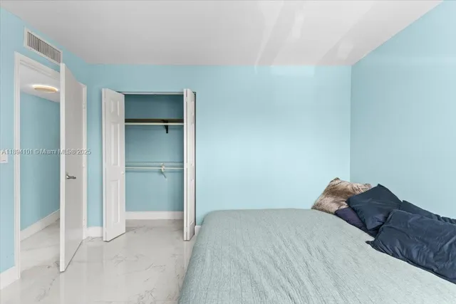 $395,000 | 9450 Live Oak Place, Unit 109, Davie, FL 33324