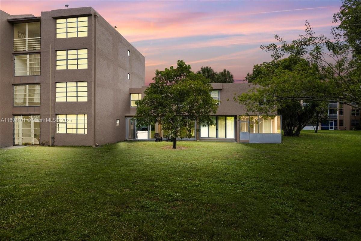 9450 Live Oak Place, Unit 109 Davie, FL 33324 - Photo 97 of 98