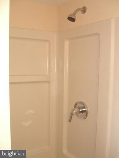 1015 Andover Road Baltimore, MD 21218 - Photo 15 of 17 Bath #4