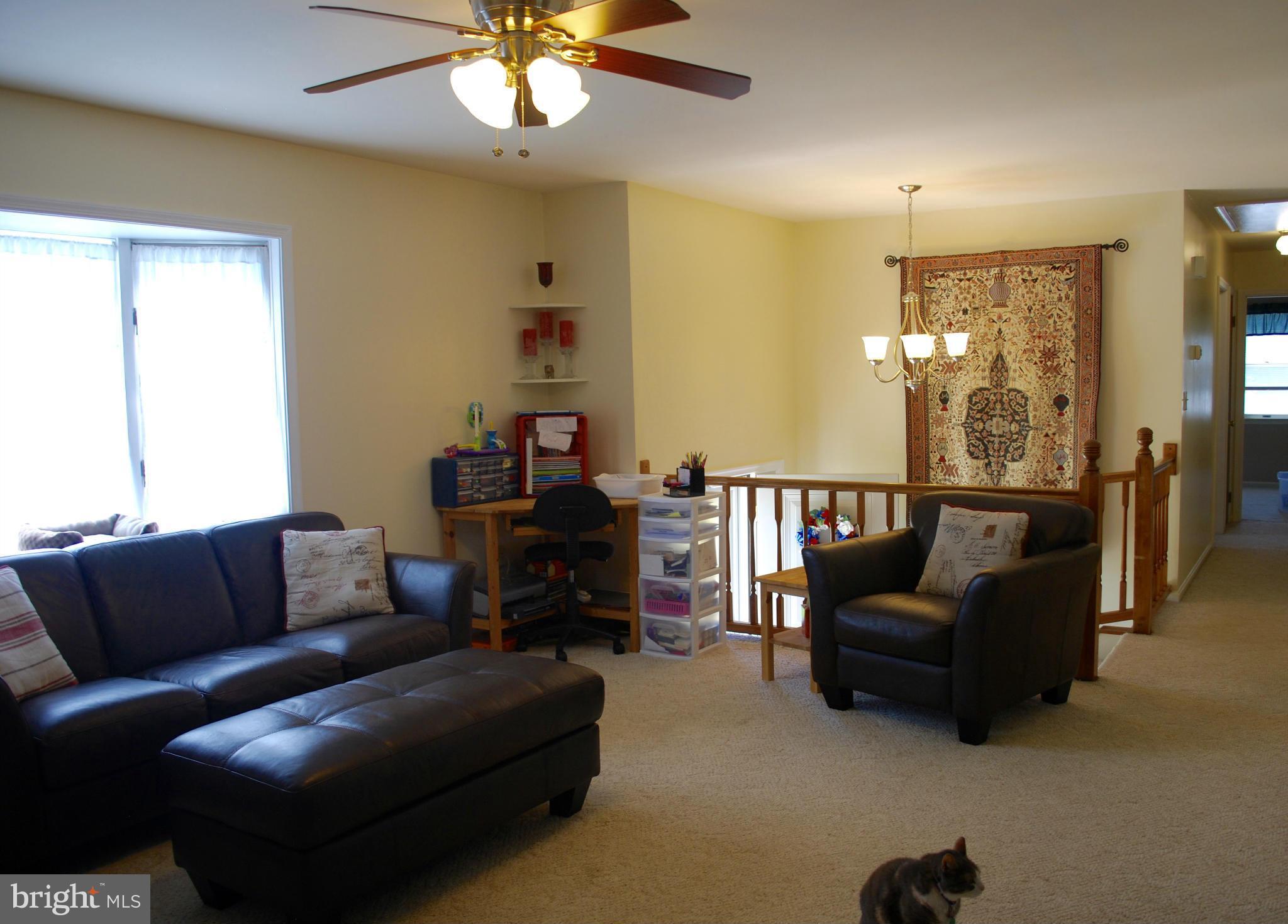 19 Ralph Drive Elkton, MD 21921 - Photo 5 of 28 Living Room