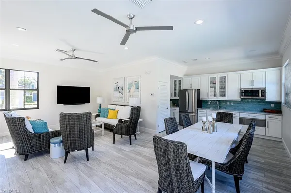 $8,500 | 2371 Ravenna Boulevard, Unit 101, Naples, FL 34109