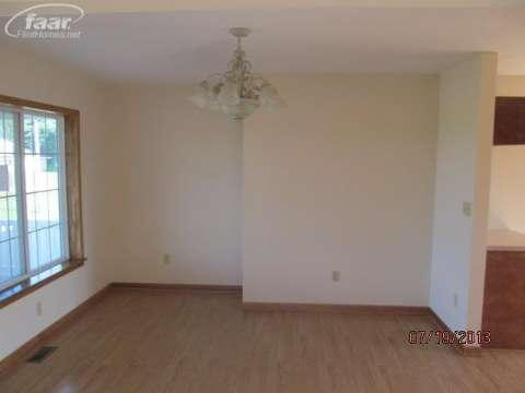 1493 Riniel Road Lennon, MI 48449 - Photo 12 of 30 20364818-11.JPG