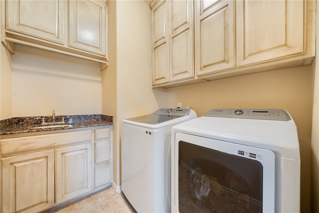 5889 Hidden Valley Loop Sandia, TX 78383 - Photo 15 of 36