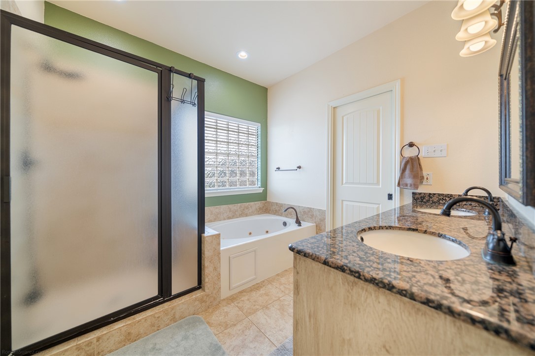 5889 Hidden Valley Loop Sandia, TX 78383 - Photo 21 of 36 Primary Ensuite