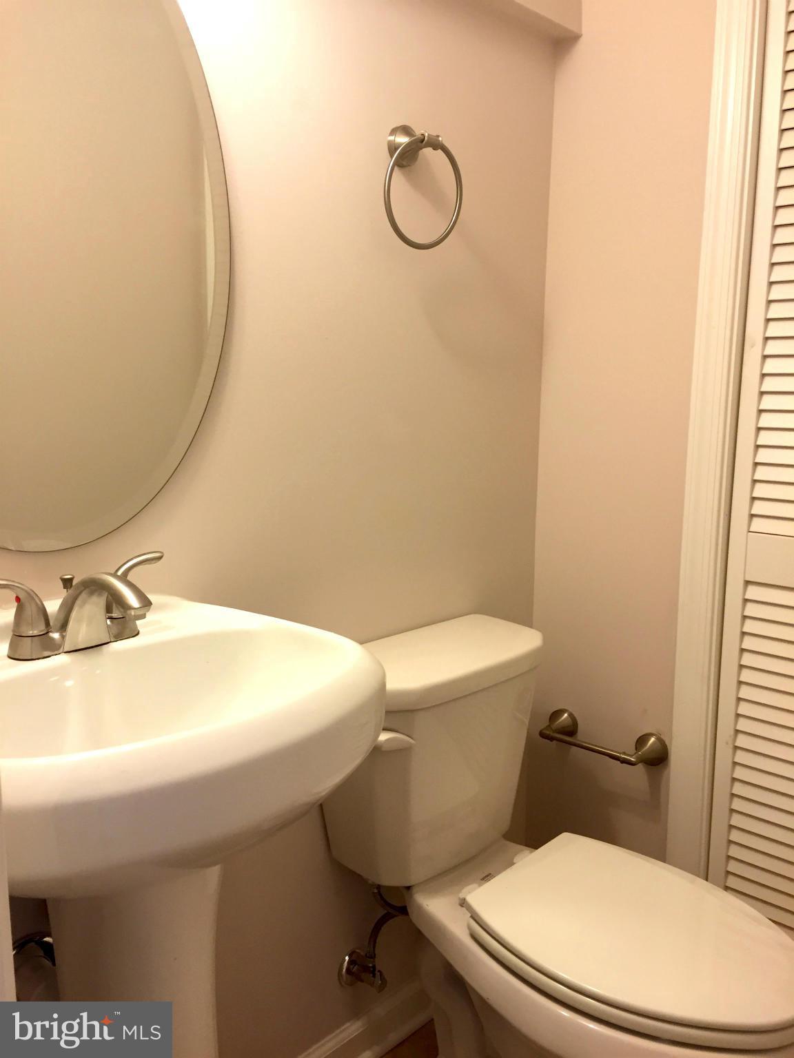 1610 Yakona Road Baltimore, MD 21286 - Photo 23 of 27 New Half Bath
