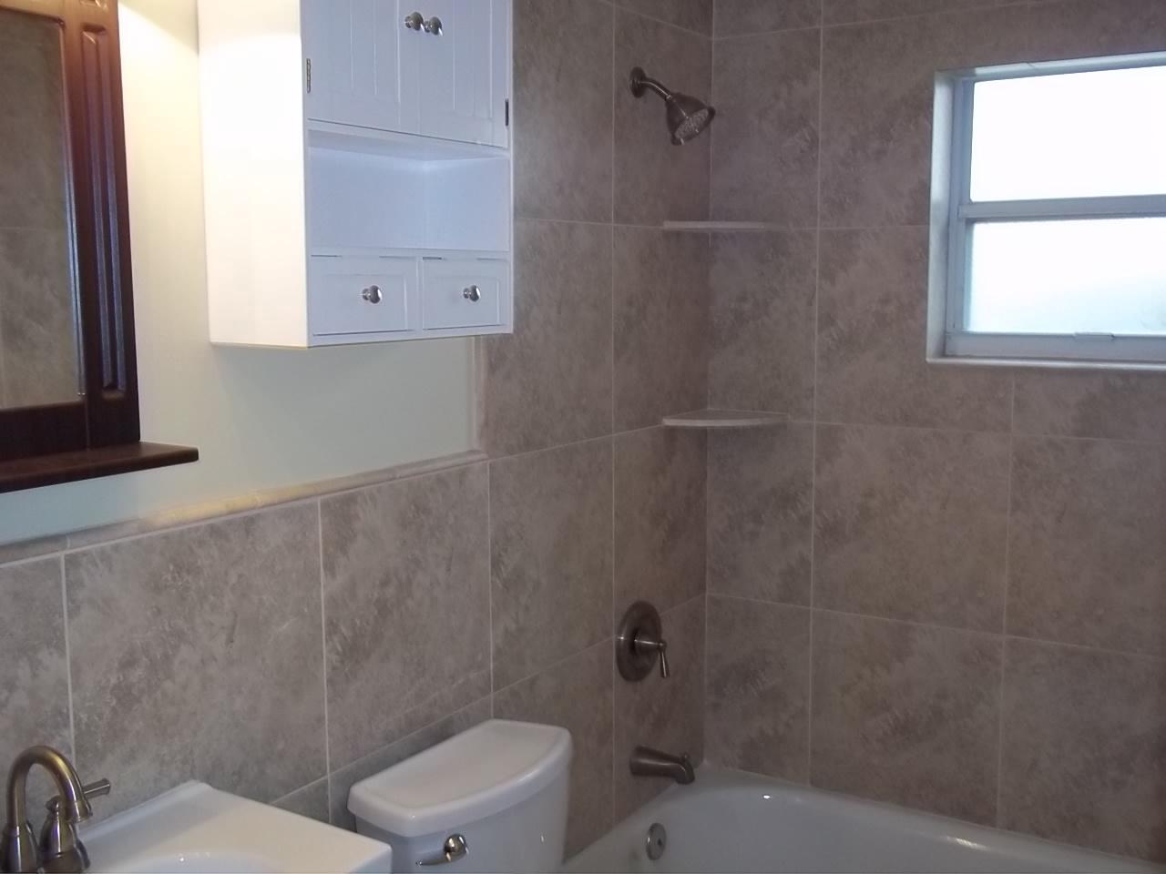 6358 Dania Street Jupiter, FL 33458 - Photo 7 of 9 OTHER BATHROOM
